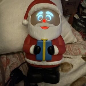 SanTek Talking Animated Santa Claus with Built in Projector & Speaker Bat/cord